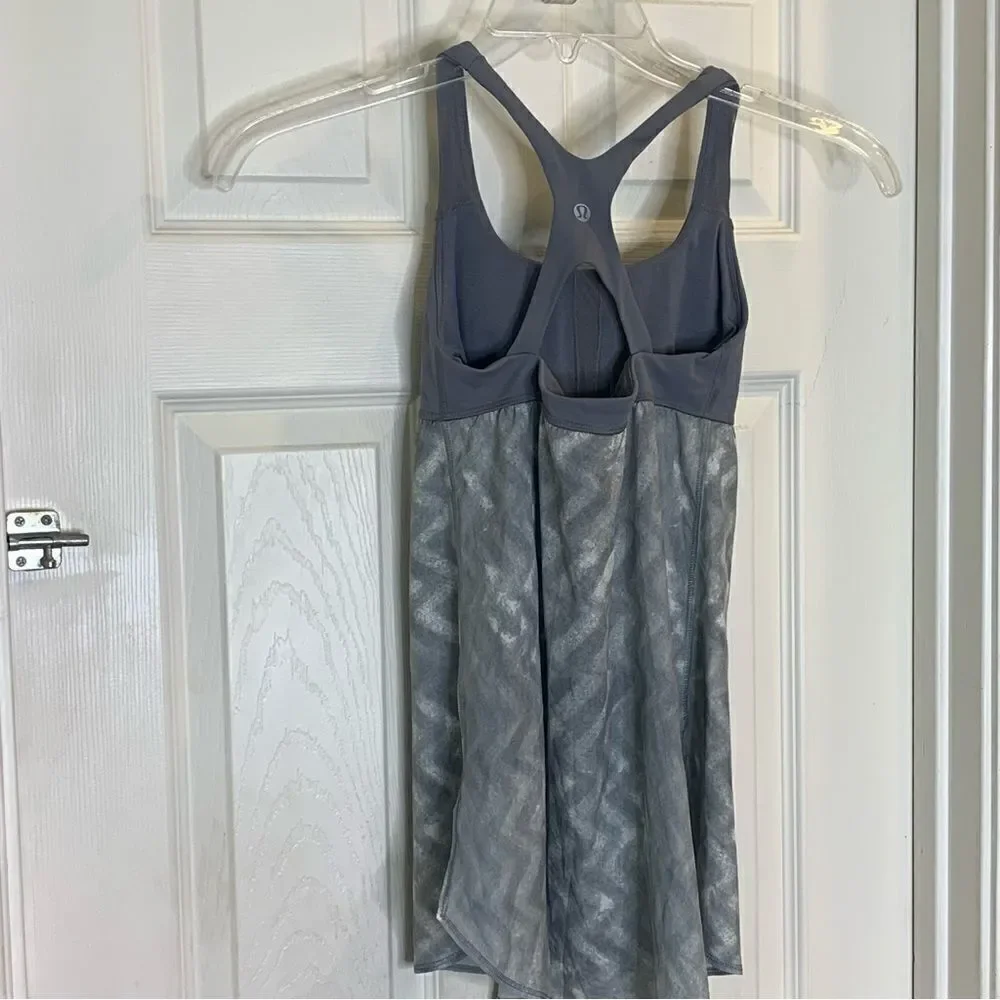 lululemon athletica size bust